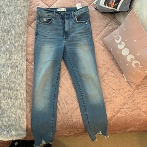The super skinny ankle high rise jeans size 28/6